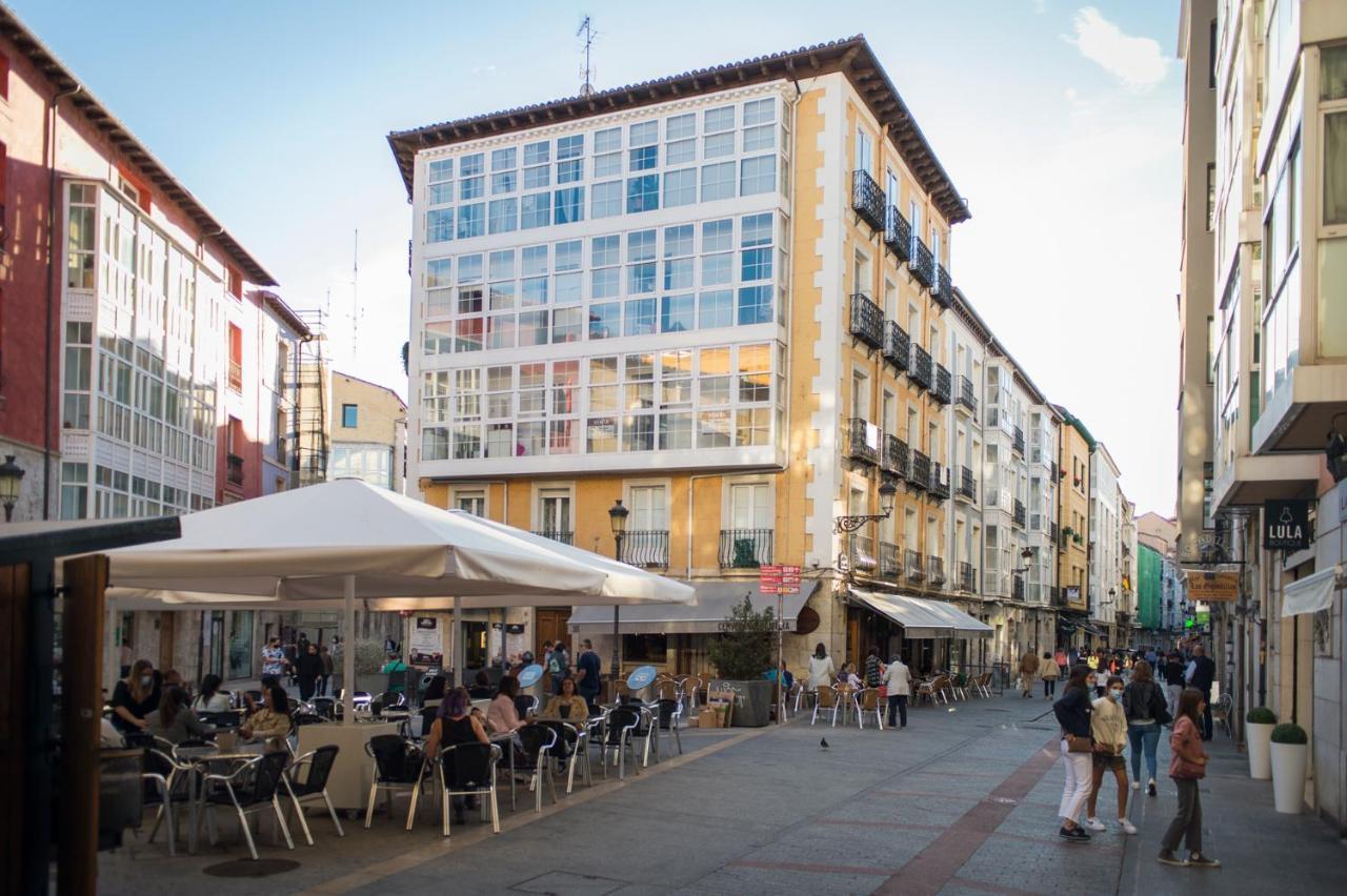 Un Piso Especial En El Casco Historico De Burgos Apartment Exterior photo